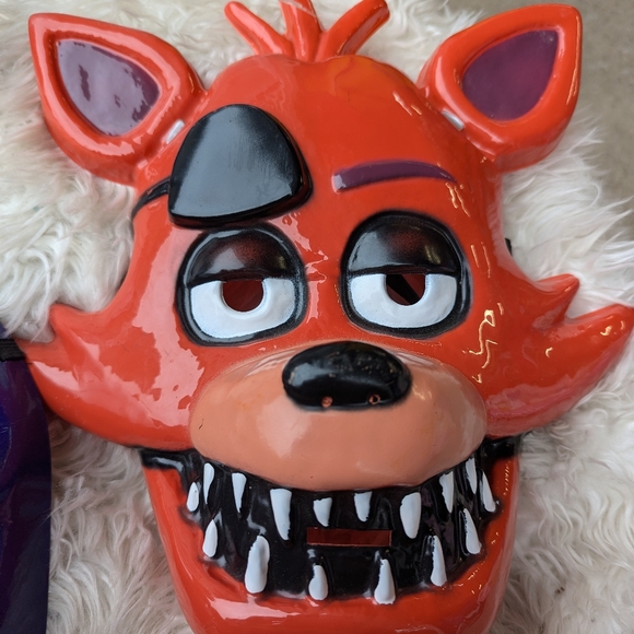 Five Nights At Freddy's Halloween Masks Set of 2 Bonnie & Foxy - Picture 3 of 5